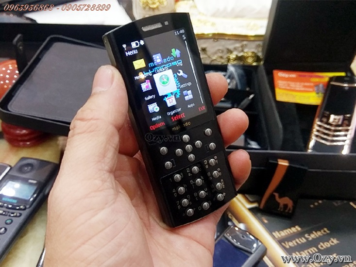 Mobiado Classic 712
